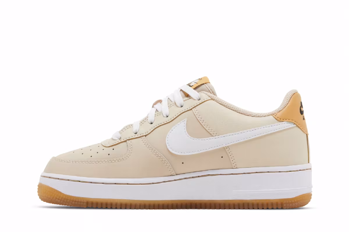 Nike Air Force 1 Low GS Powered by Flowers, view 4