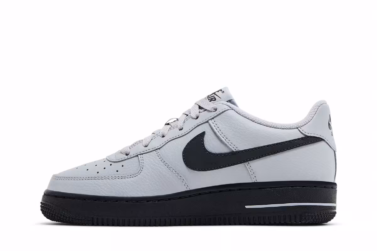 Nike Air Force 1 GS Wolf Grey, view 4