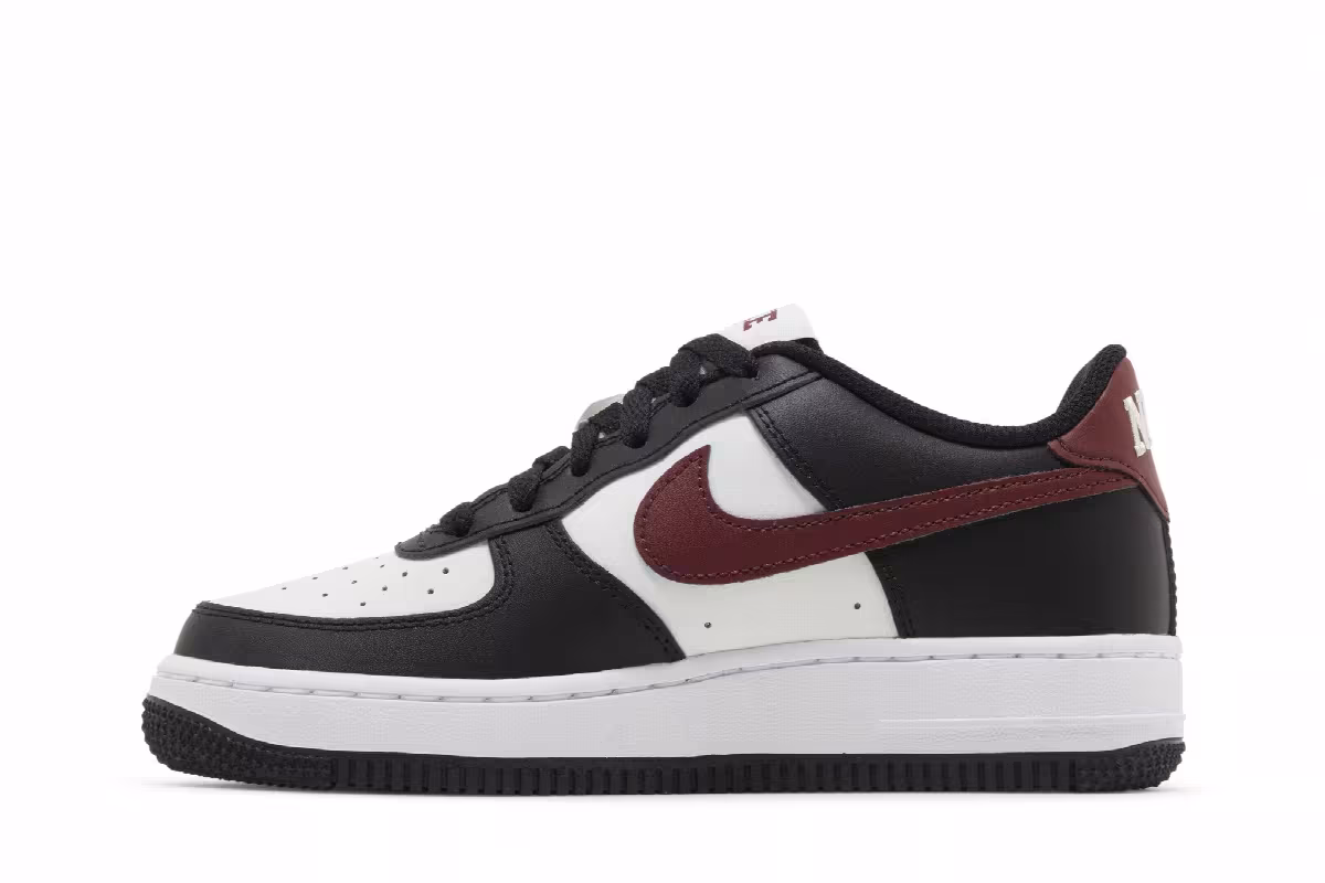Nike Air Force 1 GS Black Dark Team Red, view 4