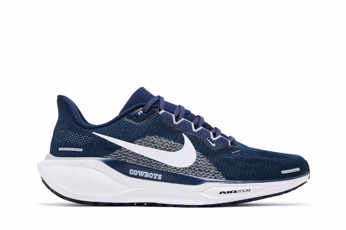 NFL x Nike Air Zoom Pegasus 41 Dallas Cowboys, view 2