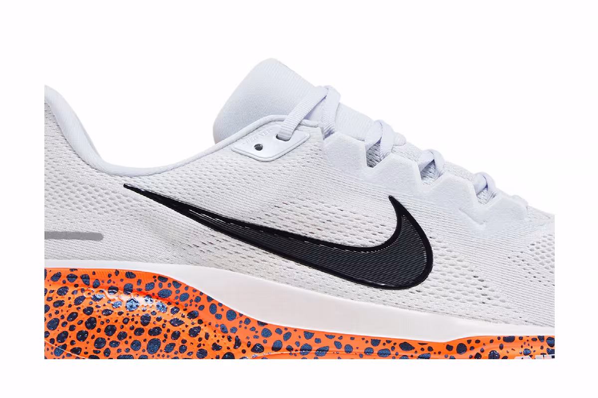 Nike Air Zoom Pegasus 41 Electric Pack, view 3