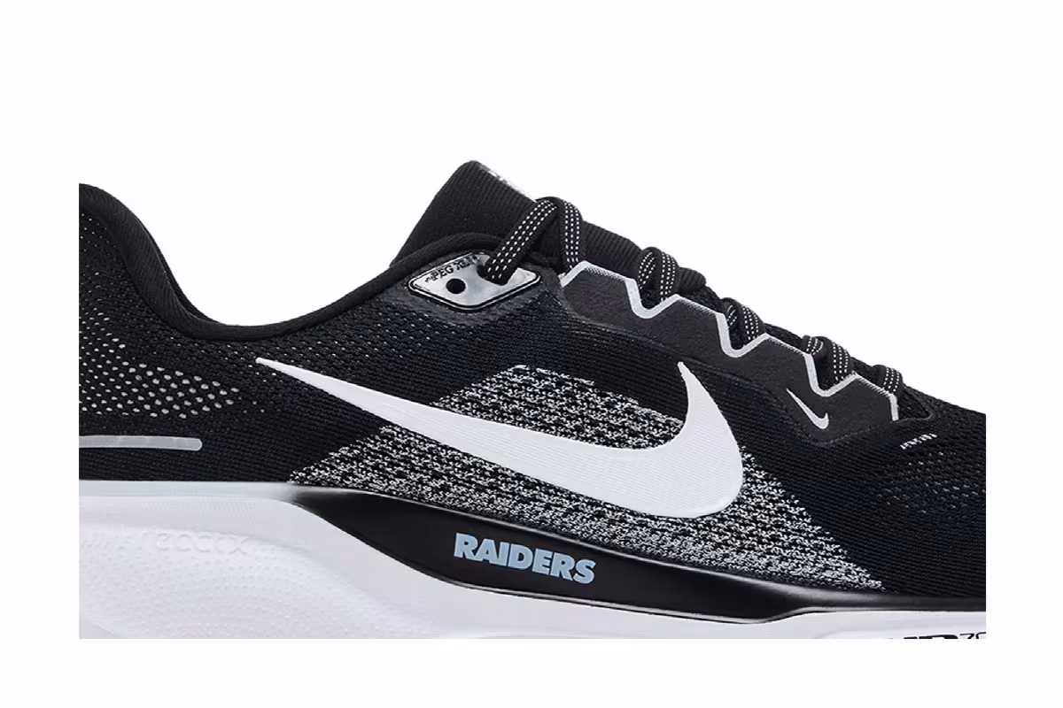NFL x Nike Air Zoom Pegasus 41 Las Vegas Raiders, view 3