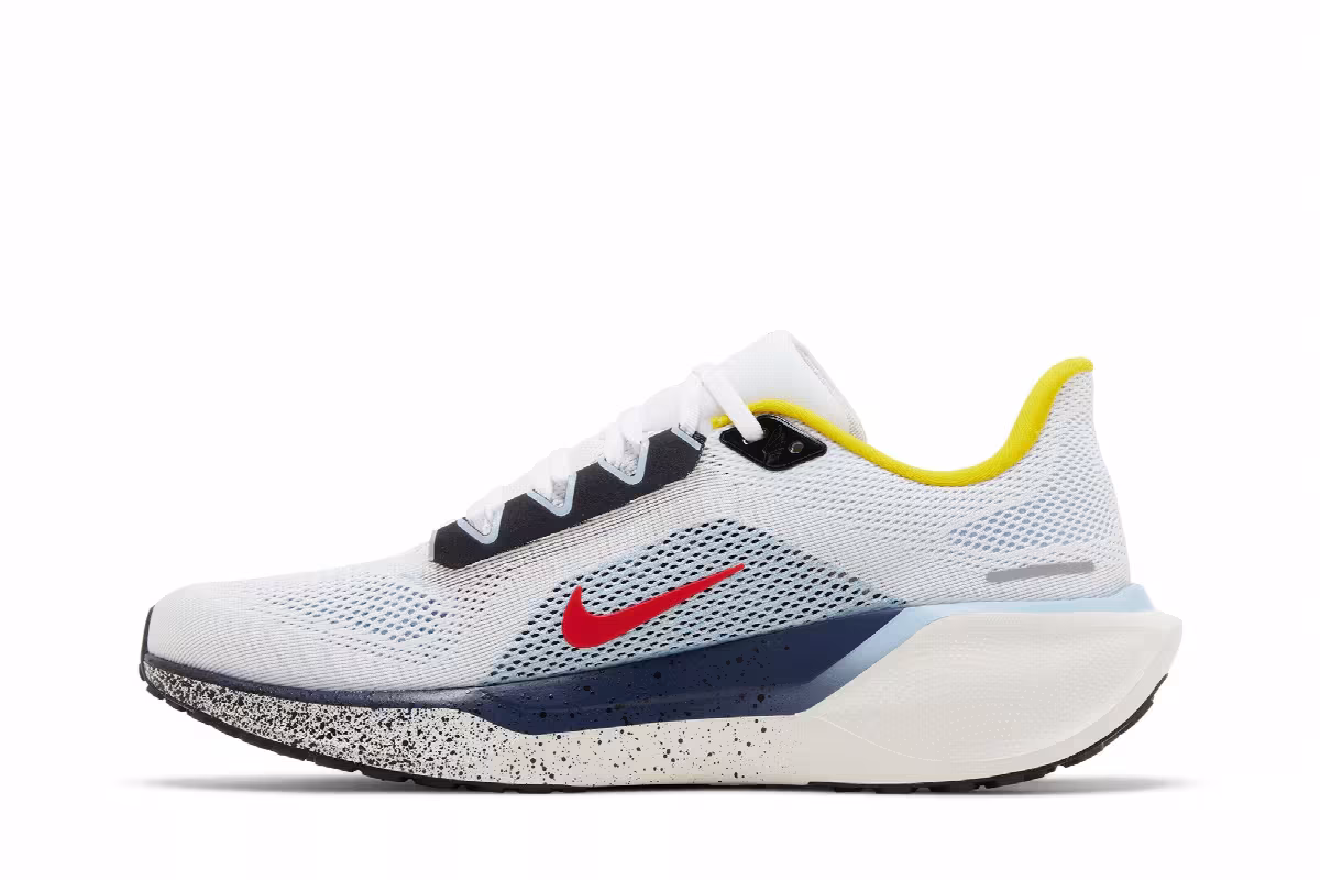 Nike Air Zoom Pegasus 41 White Psychic Blue Red, view 4