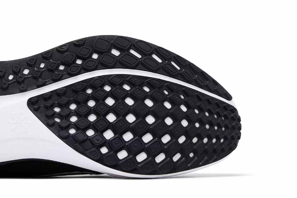 Nike Air Zoom Pegasus 41 EasyOn Black Photon Dust White, view 6