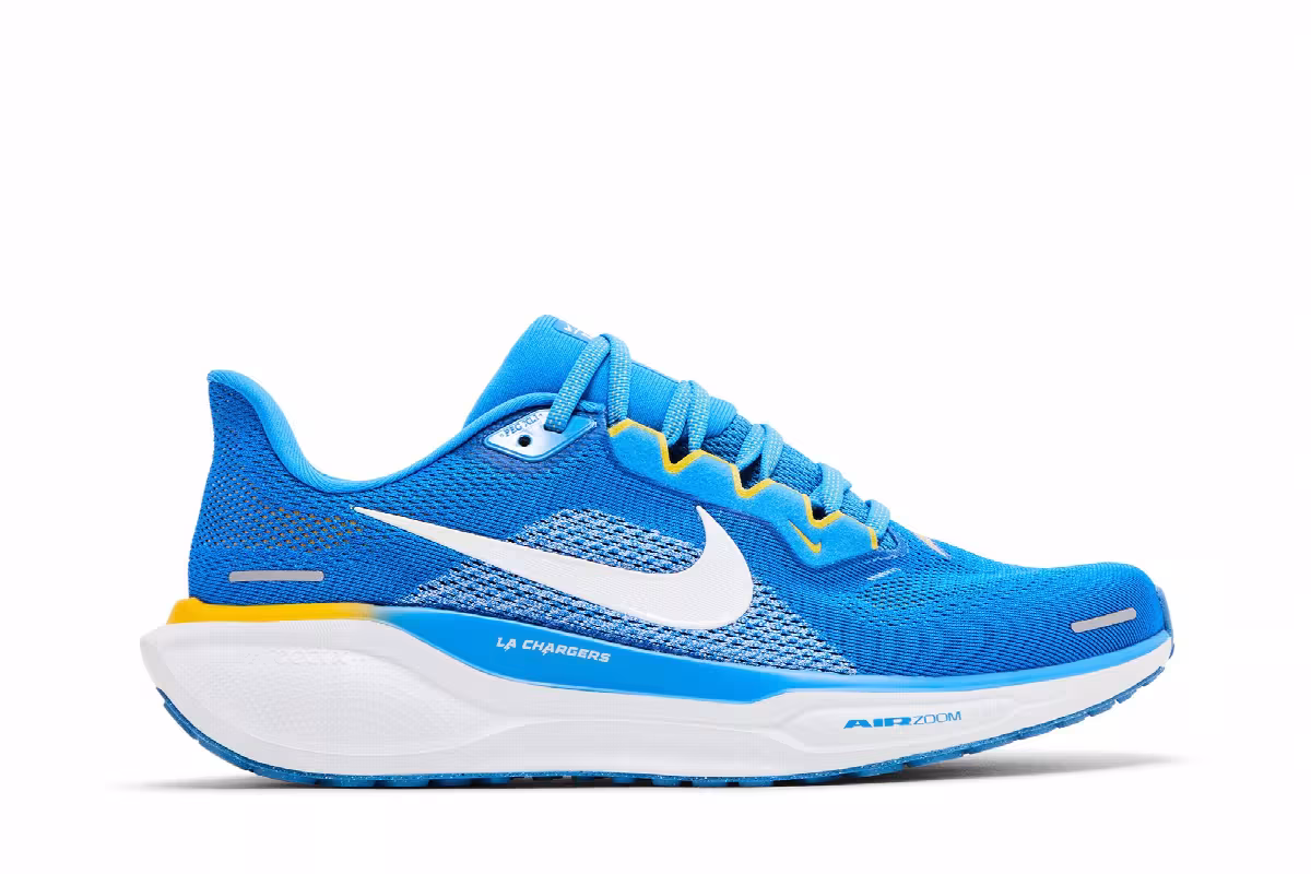 NFL x Nike Air Zoom Pegasus 41 Los Angeles Chargers, view 2