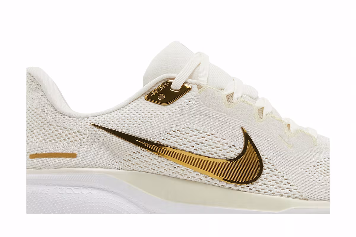 Nike Women's Air Zoom Pegasus 41 Light Pumice Metallic Gold, view 3