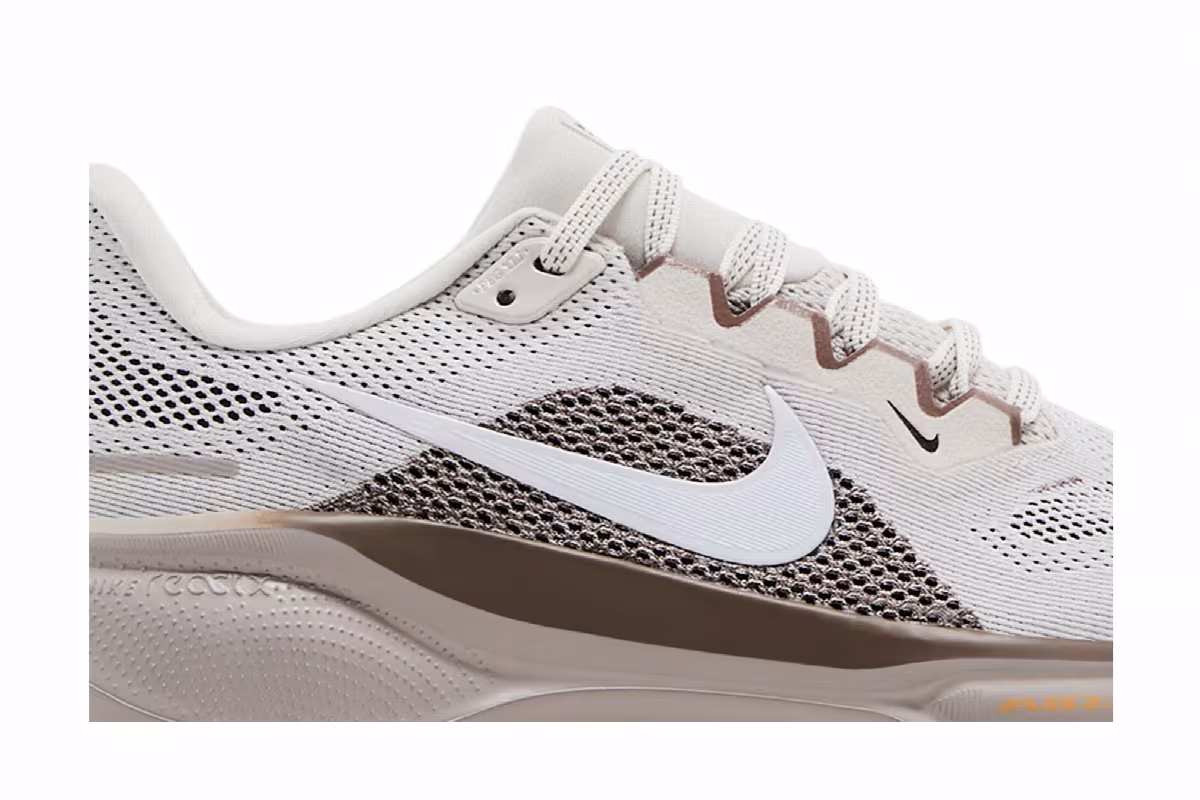 Nike Women's Air Zoom Pegasus 41 Phantom Mink Brown, view 3