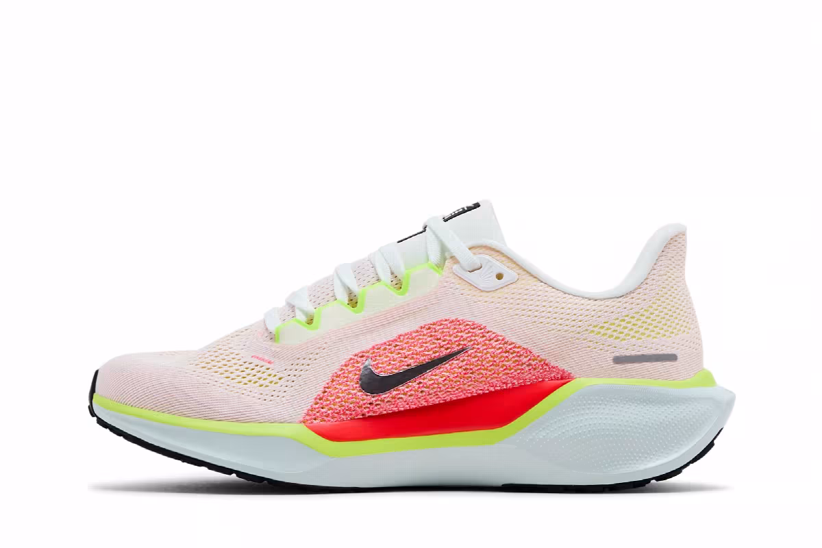Nike Women's Air Zoom Pegasus 41 Summit White Crimson, view 4