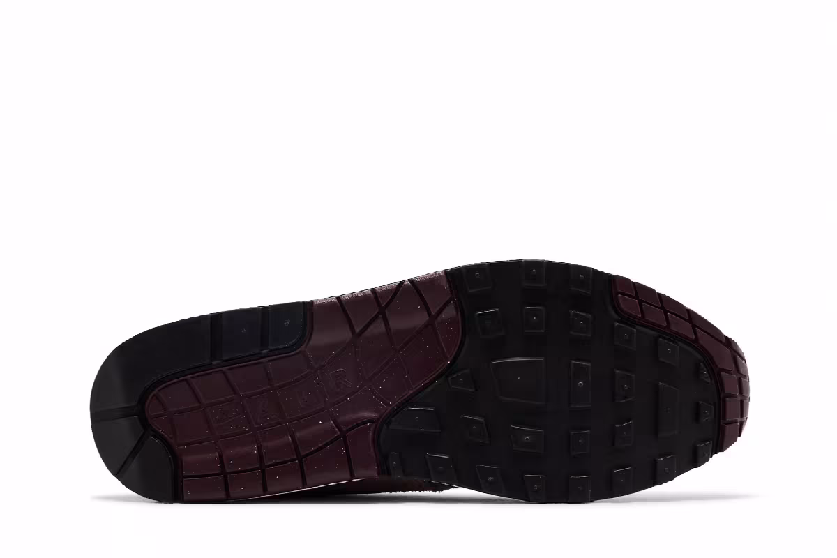 Nike Air Max 1 Essential Premium Burgundy Crush, view 5