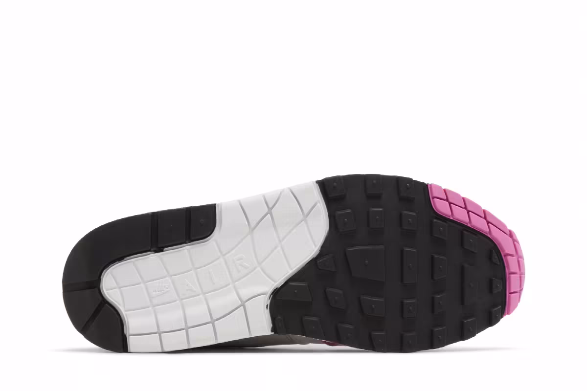 Nike Women's Air Max 1 Pink Rise, view 5