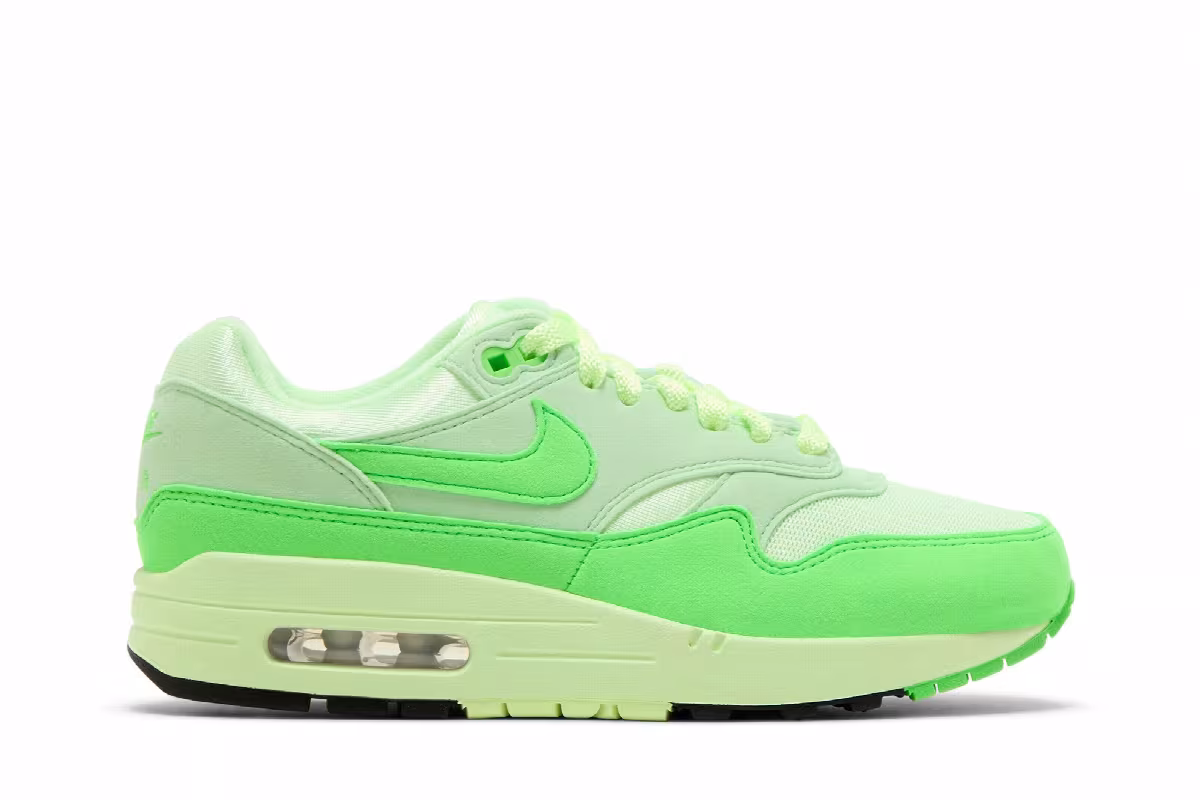 Nike Women's Air Max 1 Vapor Green, view 2