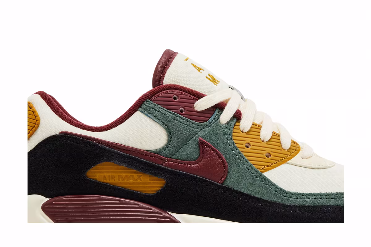 Nike Air Max 90 Coconut Milk Vintage Green, view 3