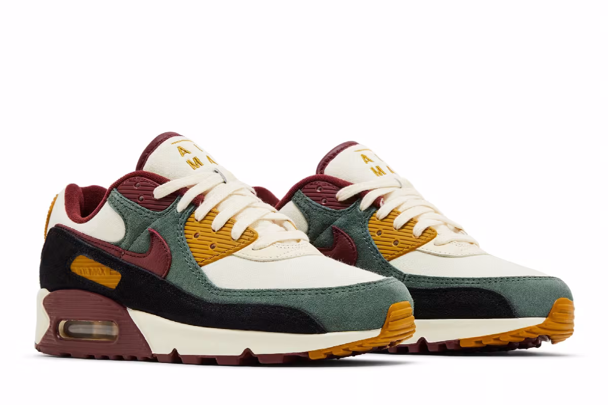 Nike Air Max 90 Coconut Milk Vintage Green, view 9