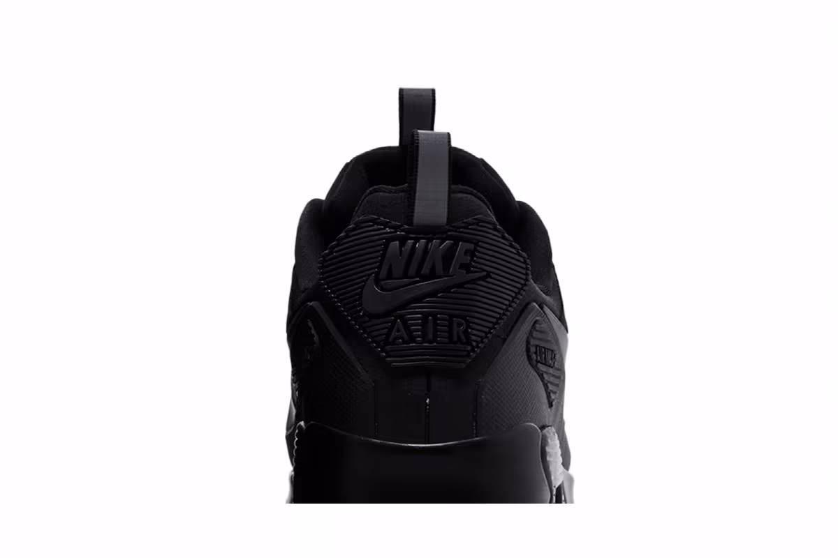Nike Air Max 90 Drift Triple Black, view 8