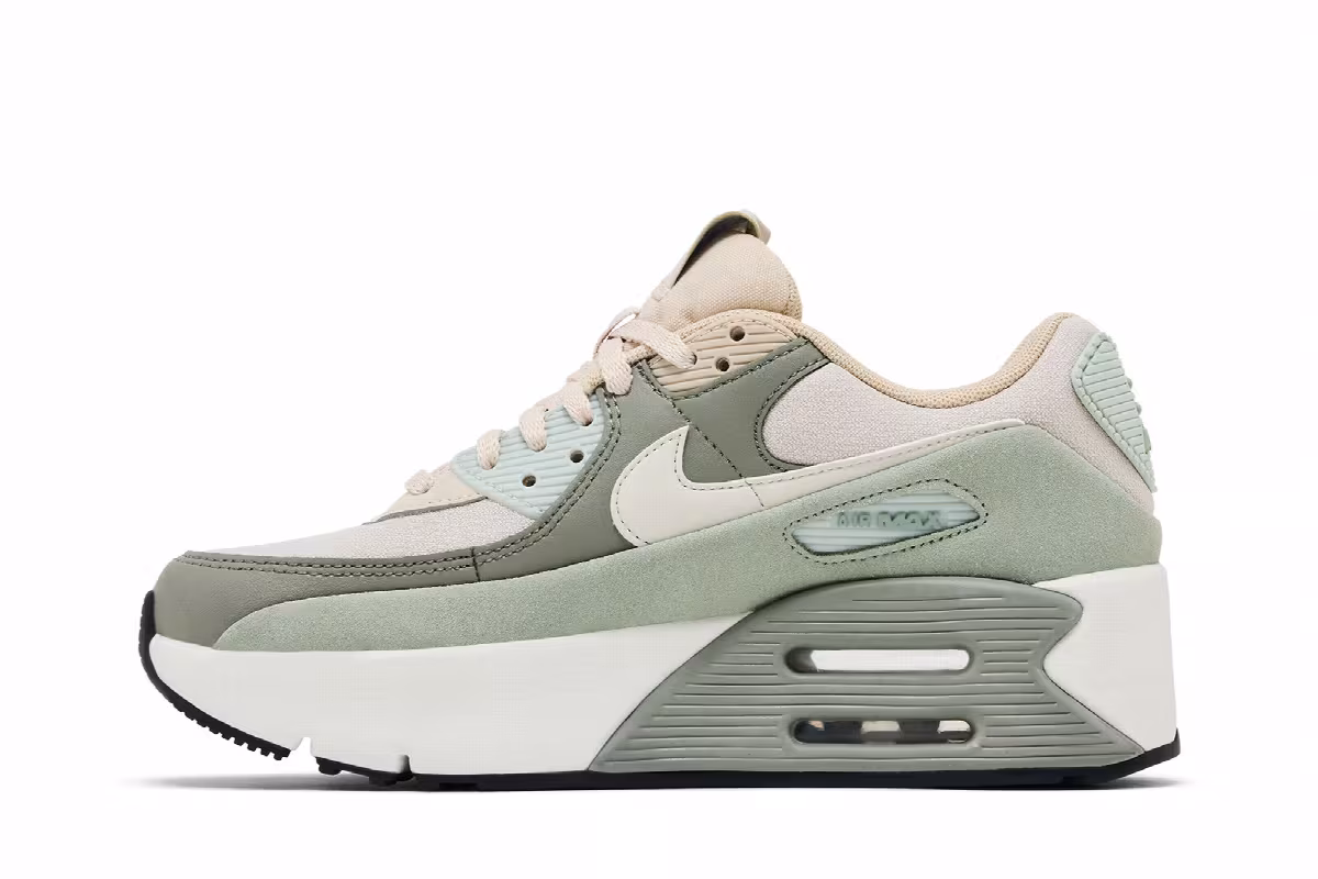Nike Women's Air Max 90 LV9 Sanddrift Jade Horizon, view 4