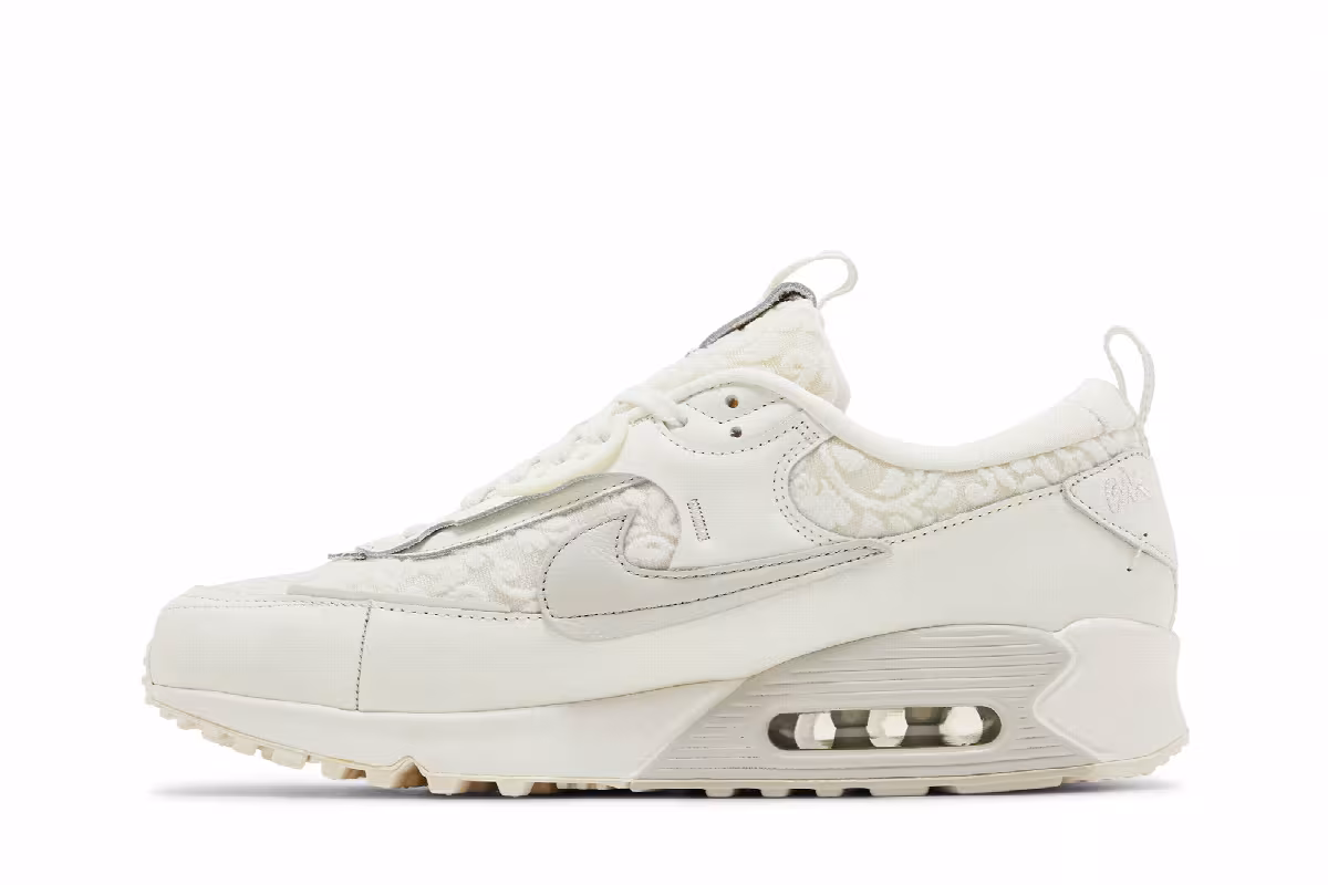 Nike Women's Air Max 90 Futura Give Her Flowers, view 4
