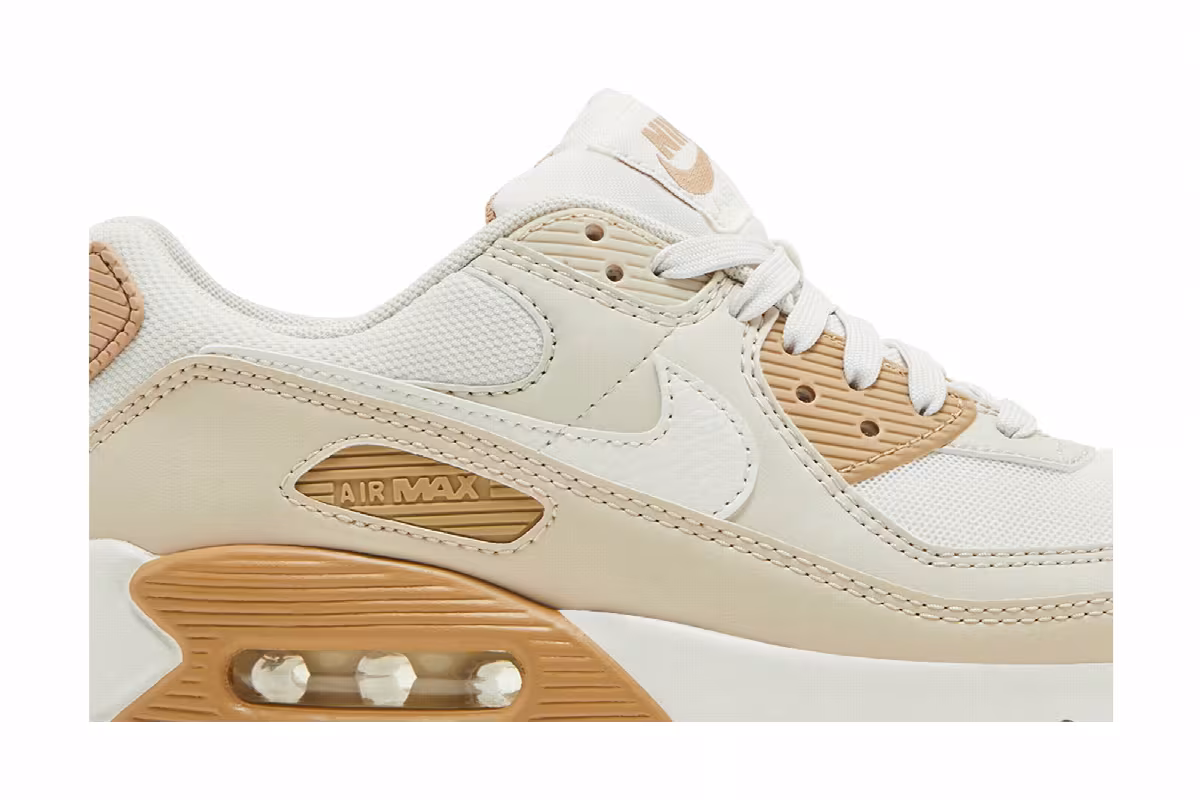Nike Women's Air Max 90 Phantom Light Orewood Brown, view 3