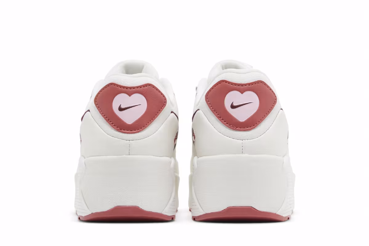 Nike Women's Air Max 90 LV8 SE Valentine's Day, view 7
