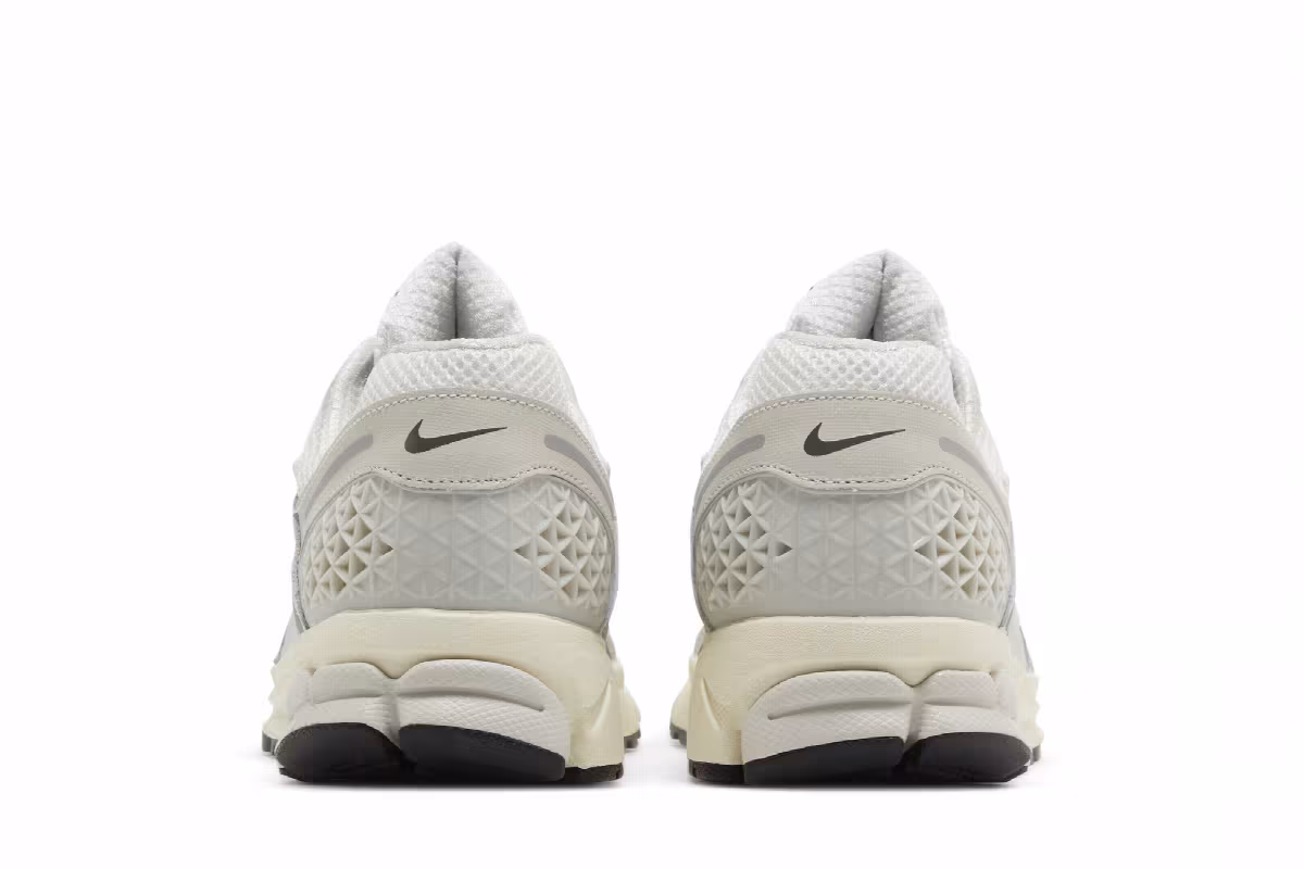 Nike Air Zoom Vomero 5 Platinum Tint, view 7