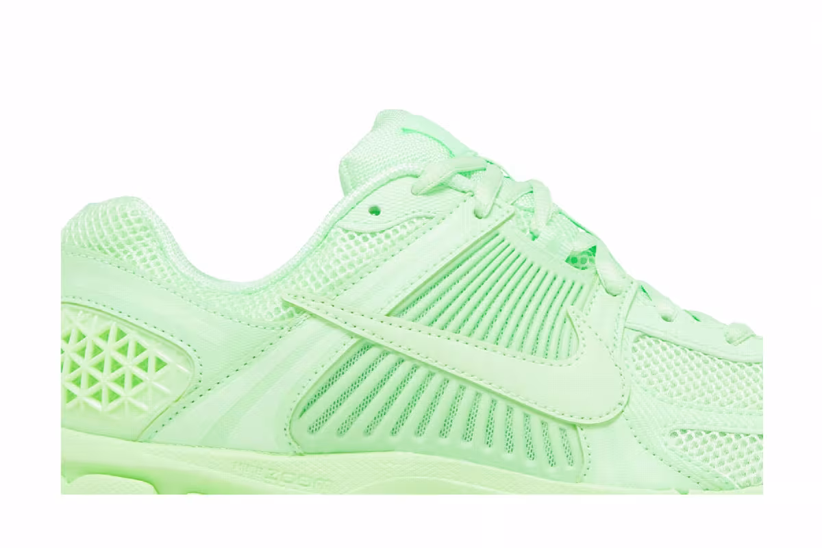 Nike Air Zoom Vomero 5 Vapor Green, view 3