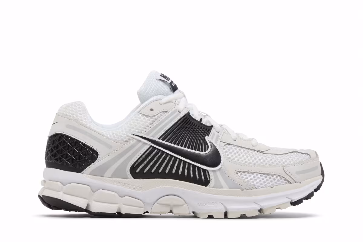 Nike Air Zoom Vomero 5 White Black, view 2