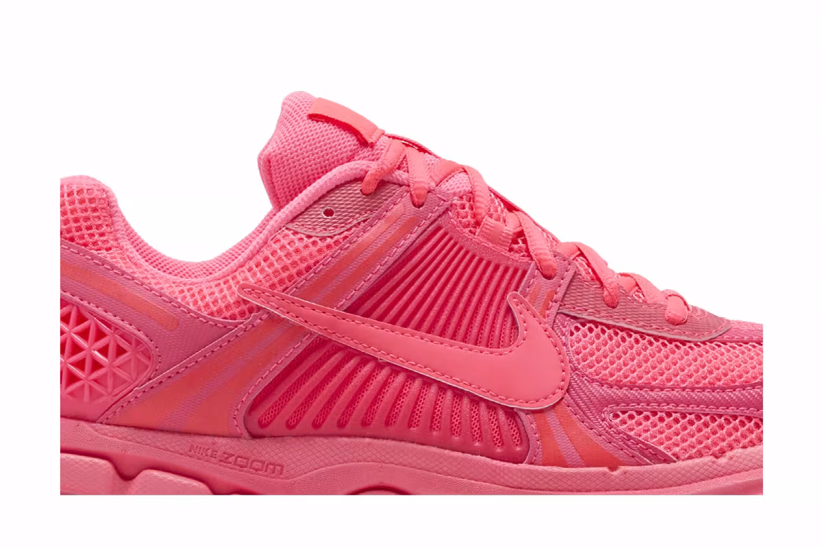 Nike Air Zoom Vomero 5 Hot Punch, view 3