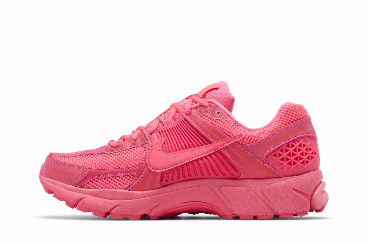 Nike Air Zoom Vomero 5 Hot Punch, view 4