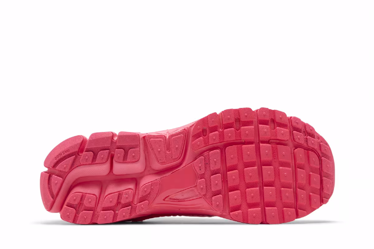 Nike Air Zoom Vomero 5 Hot Punch, view 5