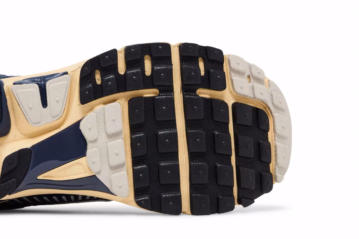 Nike Air Zoom Vomero 5 Since 72, view 6