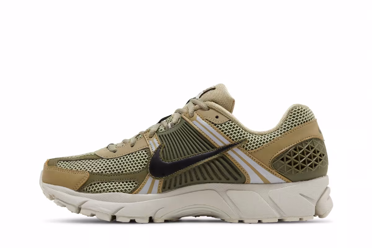 Nike Air Zoom Vomero 5 Neutral Olive, view 4