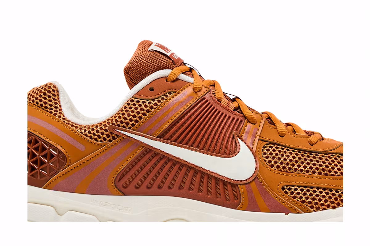 Nike Air Zoom Vomero 5 Monarch, view 3