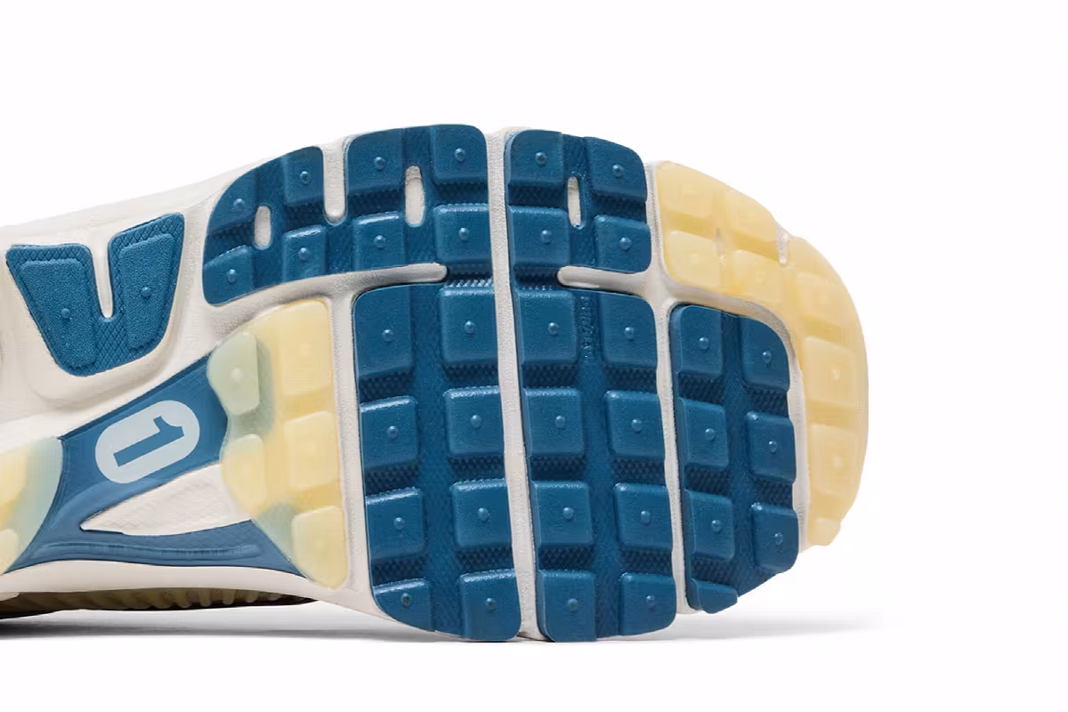 Cheung Ka Long x Nike Air Zoom Vomero 5 Don't Lose Your Way, view 6