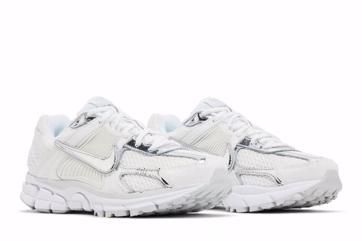 Nike Women's Air Zoom Vomero 5 Chrome Toe, view 9