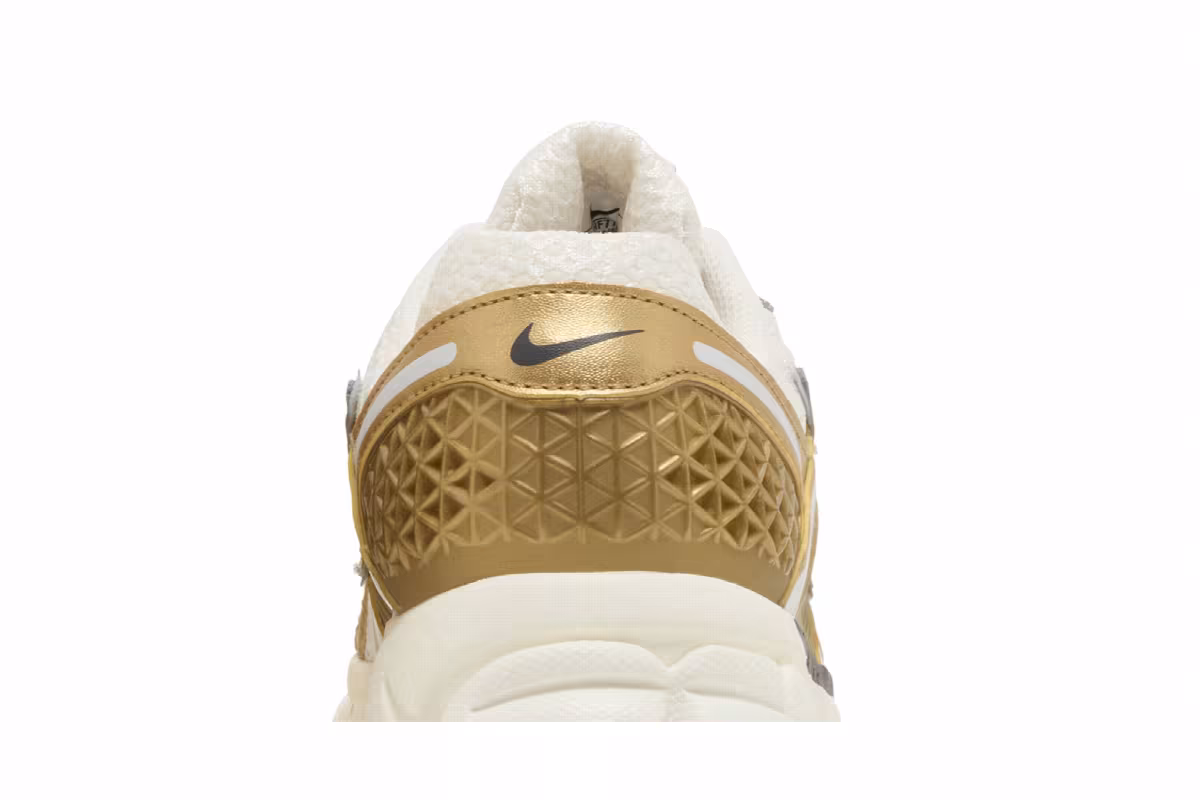 Nike Women's Air Zoom Vomero 5 Metallic Gold, view 8