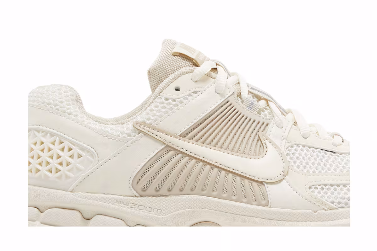 Nike Women's Air Zoom Vomero 5 Pale Ivory Sanddrift, view 3
