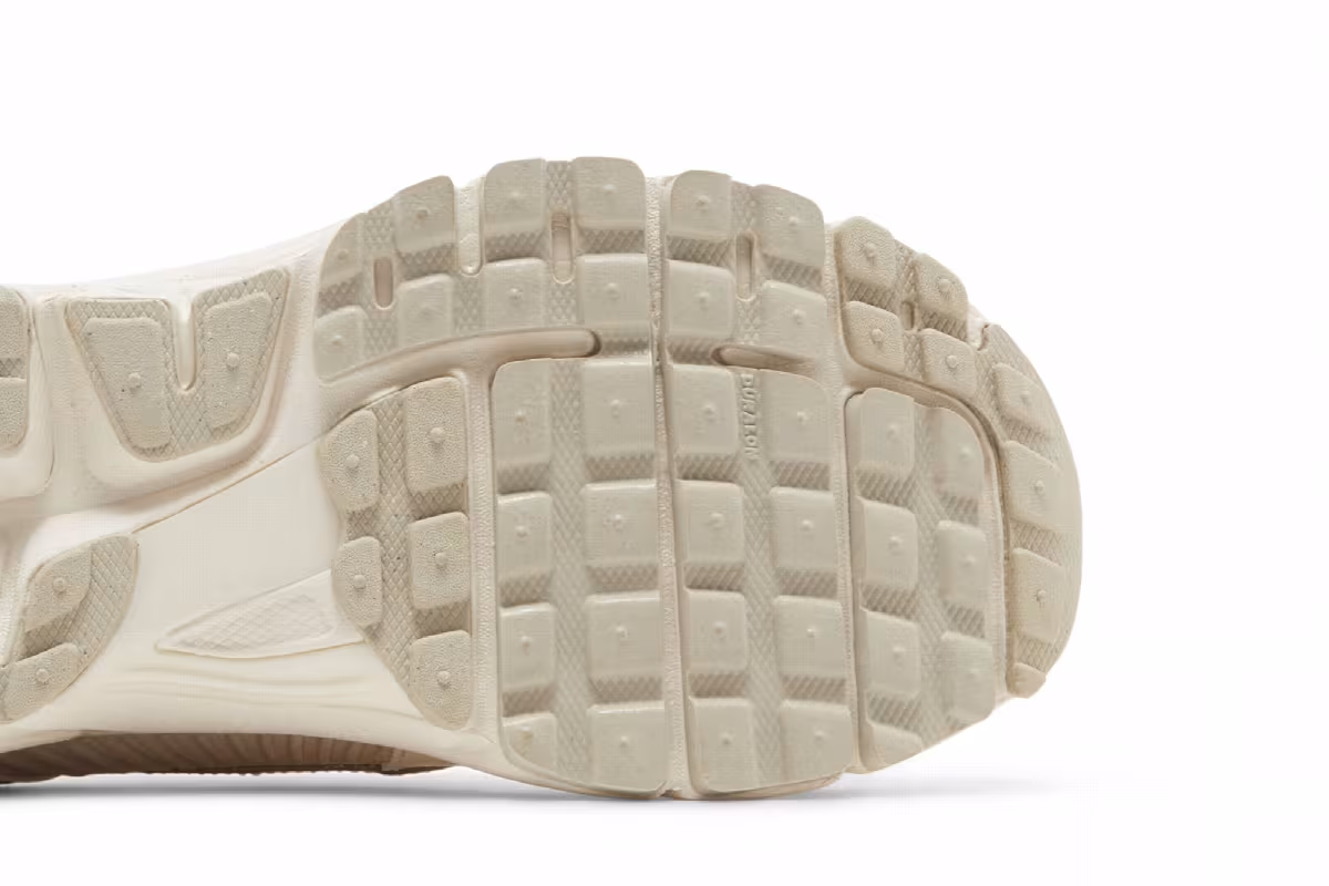 Nike Women's Air Zoom Vomero 5 Pale Ivory Sanddrift, view 6