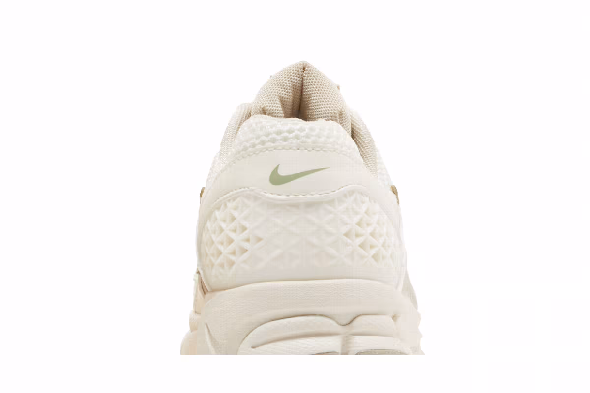 Nike Women's Air Zoom Vomero 5 Pale Ivory Sanddrift, view 8