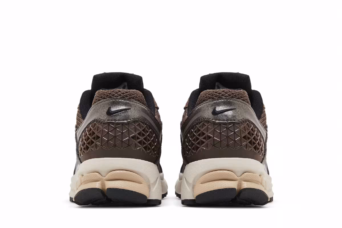 Nike Women's Air Zoom Vomero 5 Baroque Brown, view 7