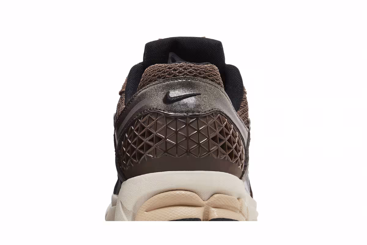 Nike Women's Air Zoom Vomero 5 Baroque Brown, view 8