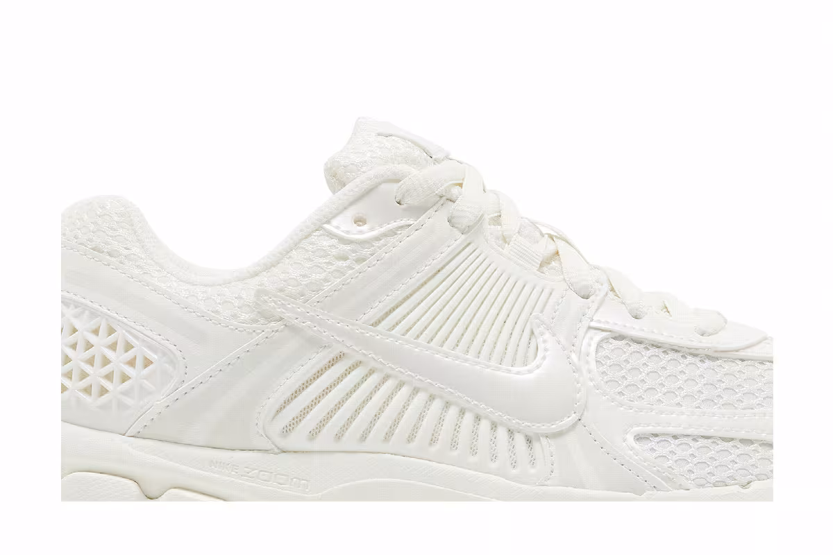 Nike Women's Air Zoom Vomero 5 Sail Flax, view 3