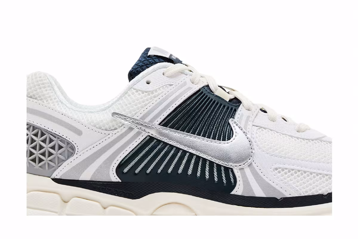 Nike Women's Air Zoom Vomero 5 White Armory Navy, view 3