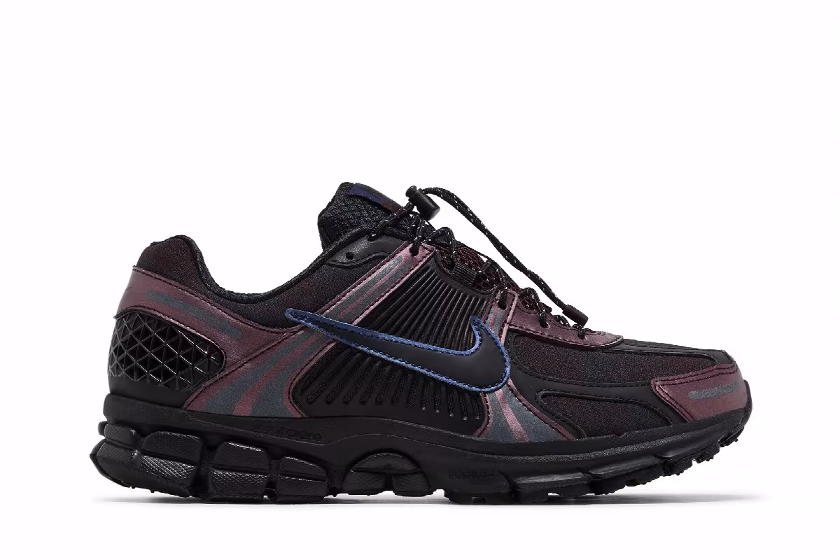 Nike Women's Air Zoom Vomero 5 Burgundy Crush, view 2