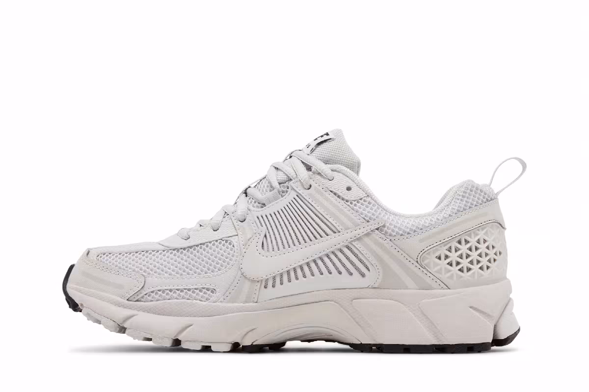 Nike Vomero 5 GS Vast Grey, view 4