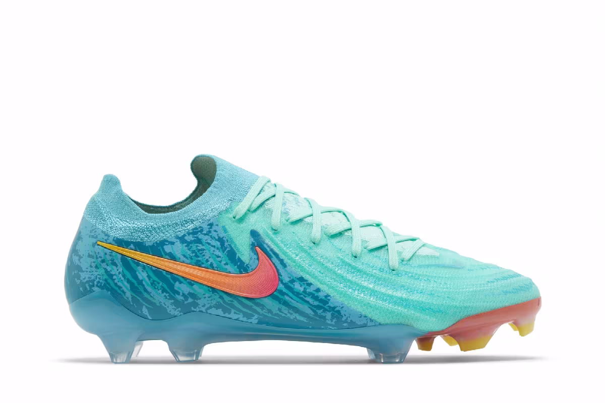 Nike Phantom GX 2 Elite LV8 FG Vortex Pack, view 2