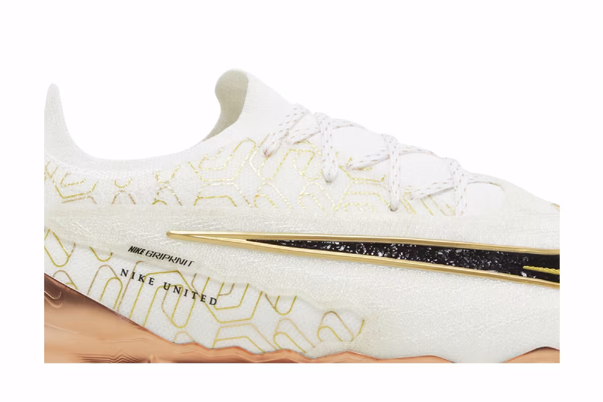 Nike Phantom GX Elite FG United Golden Pack, view 3