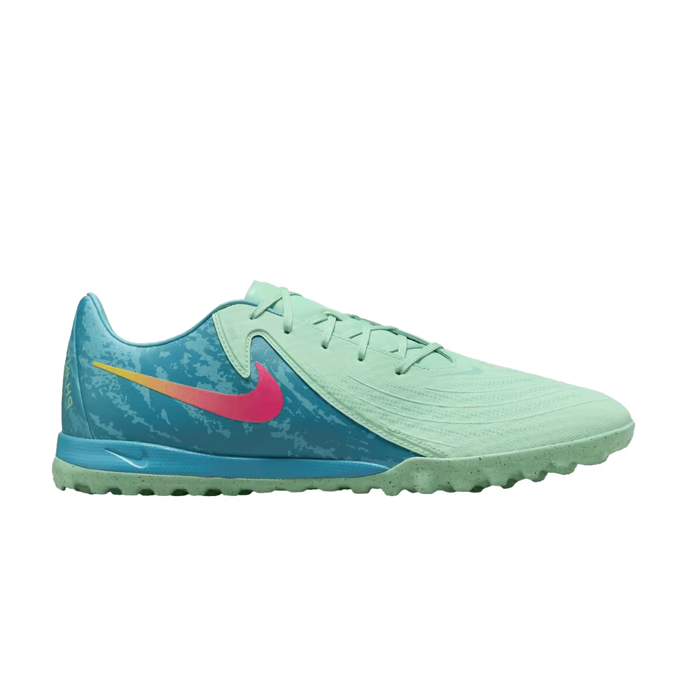 Nike Phantom GX 2 Academy LV8 TF Vortex Pack