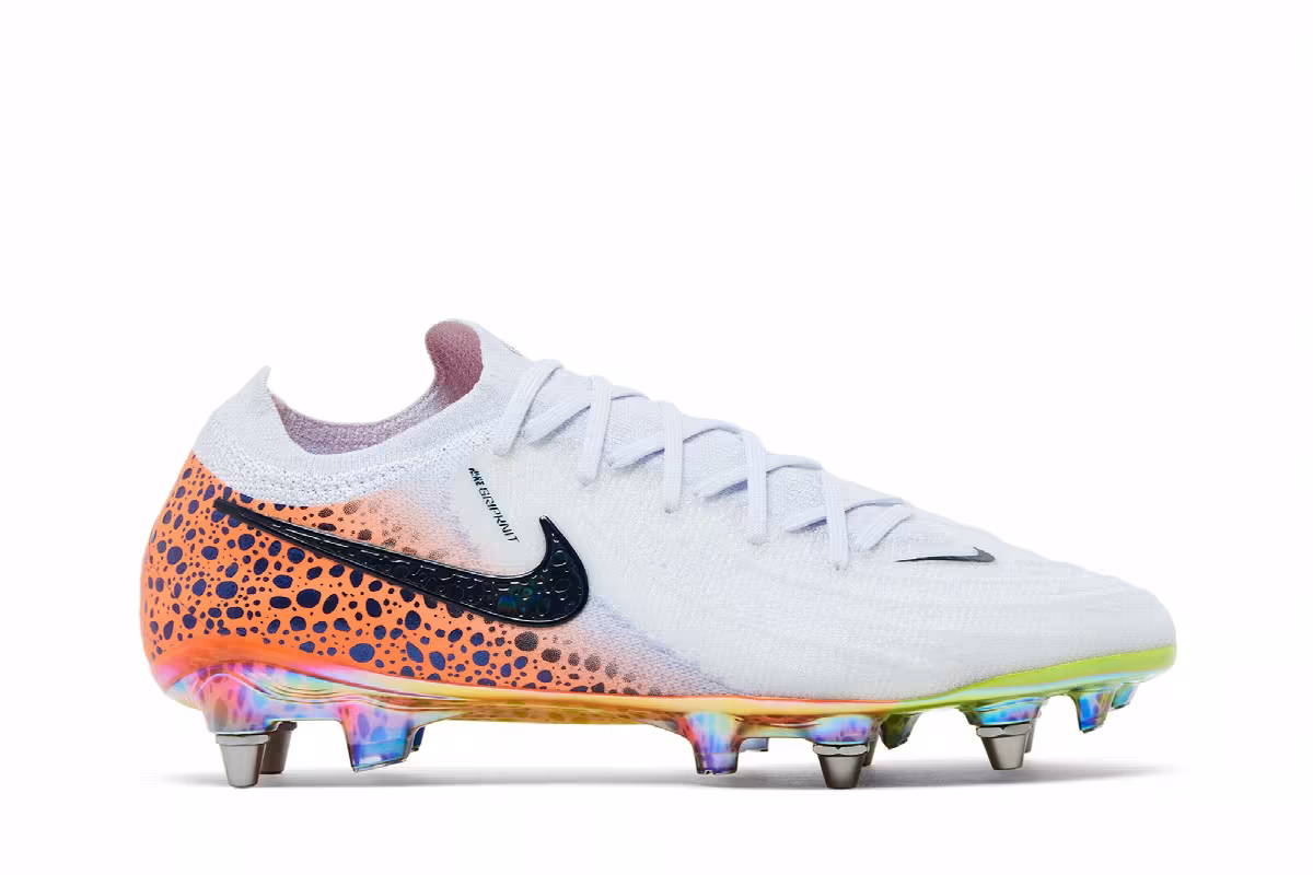 Nike Phantom GX 2 Elite SG Pro Electric Pack, view 2