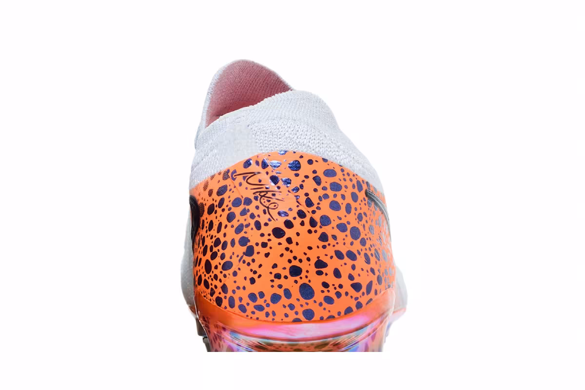 Nike Phantom GX 2 Elite SG Pro Electric Pack, view 8