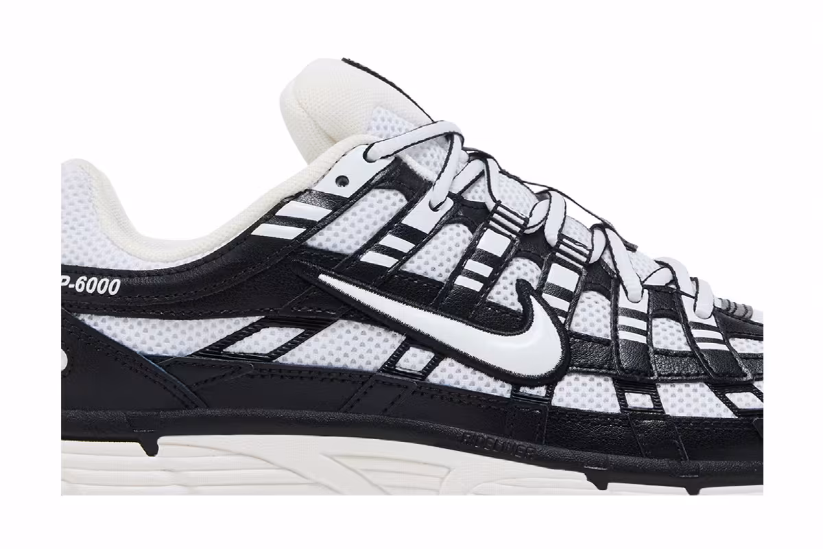 Nike Women's P-6000 Black Muslin, view 3