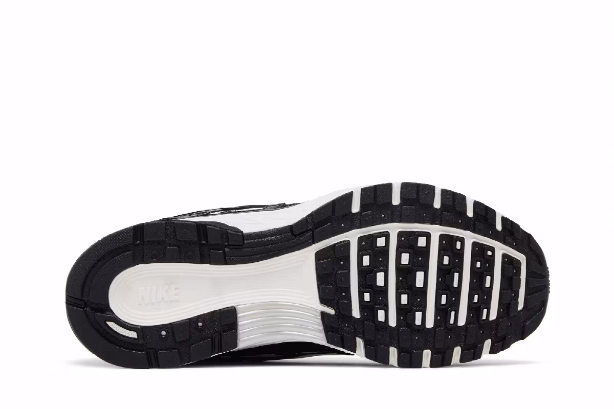 Nike Women's P-6000 Black Muslin, view 5